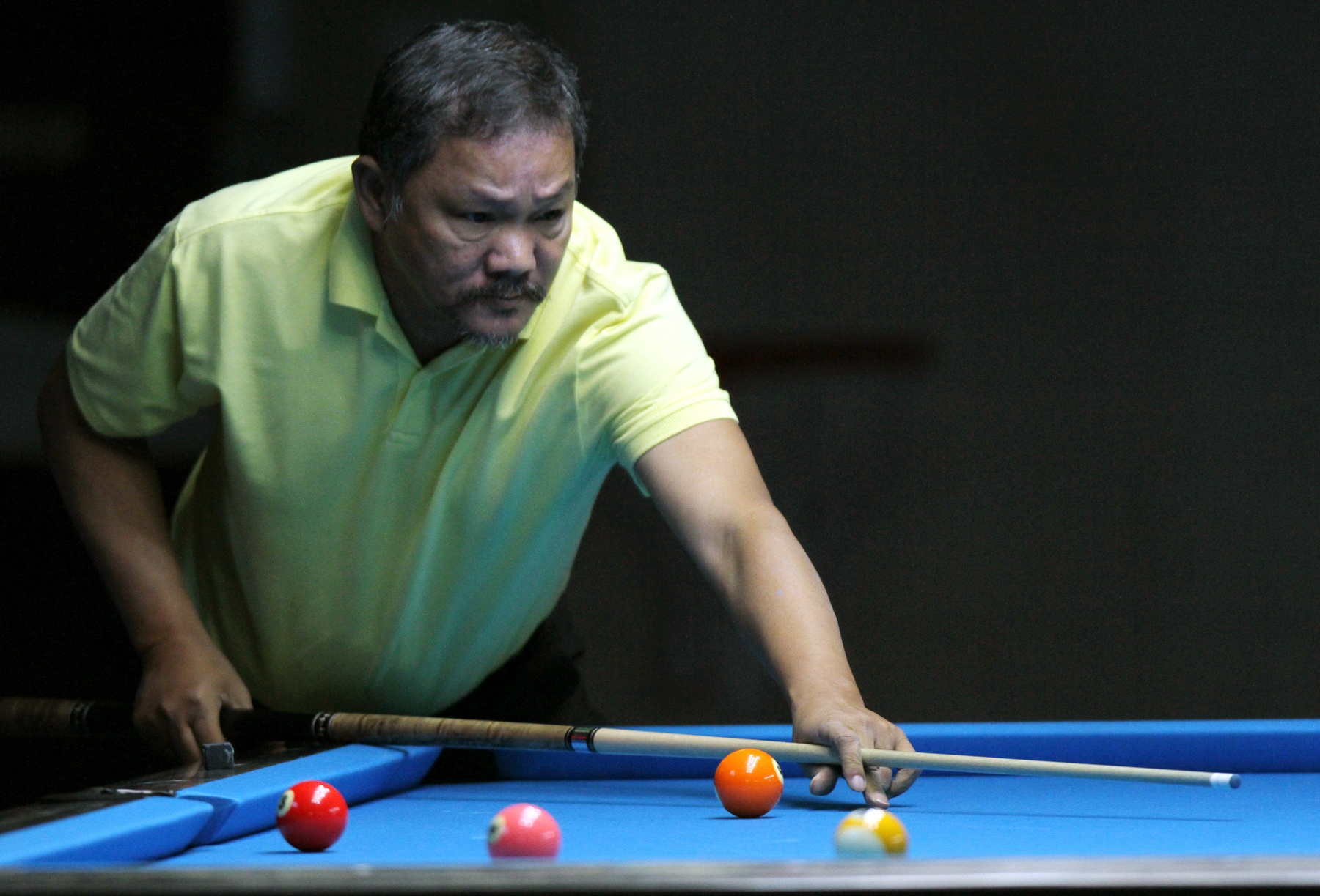 Ph&ugrave; thủy Billards thế giới: Cơ thủ dị đ&aacute;nh đ&acirc;u thắng đ&oacute;, 68 tuổi vẫn g&acirc;y sốt ở SEA Games - Ảnh 8.