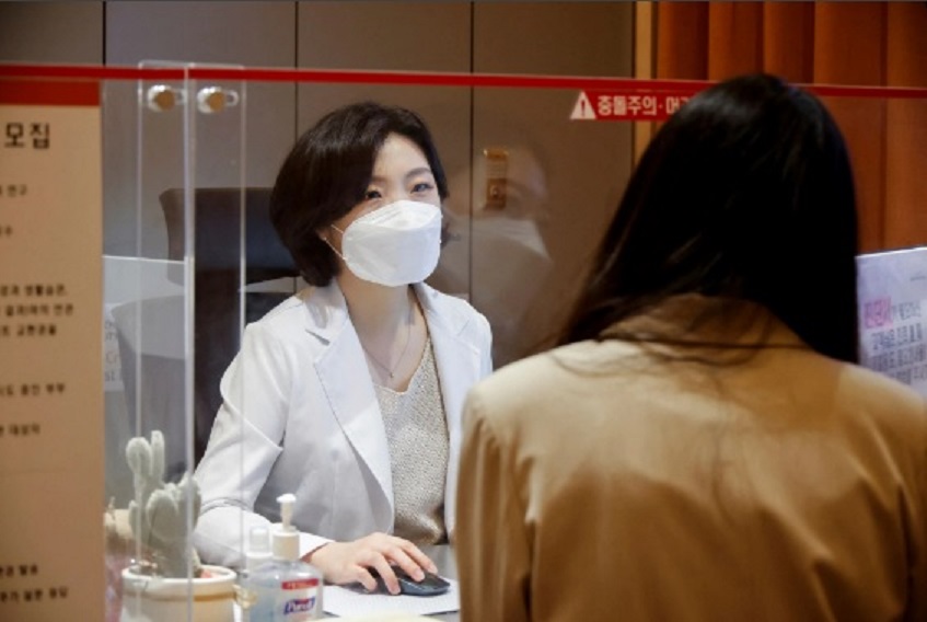 Vì sao ngày càng nhiều phụ nữ Hàn Quốc ngại lấy chồng sinh con, chọn đông lạnh trứng? - Ảnh 2. Vì sao ngày càng nhiều phụ nữ Hàn Quốc ngại lấy chồng sinh con, chọn đông lạnh trứng? - Ảnh 2.
