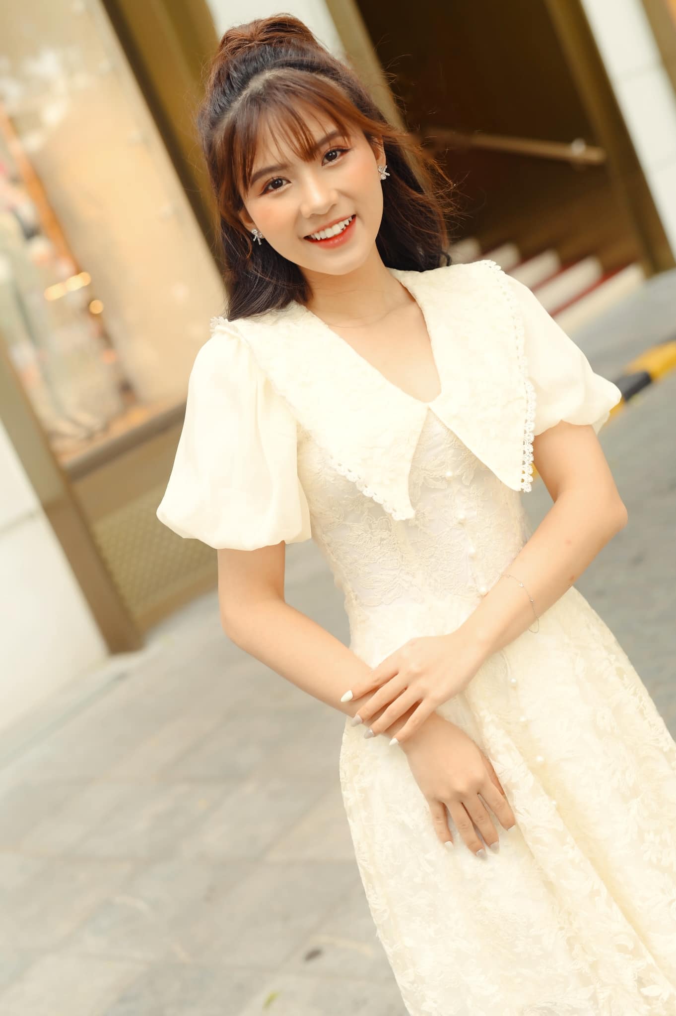 Diễn xuất nhạt nhoà nhưng sắc vóc gây thương nhớ của con gái Việt Anh trong Chồng cũ, vợ cũ, người yêu cũ - Ảnh 16.