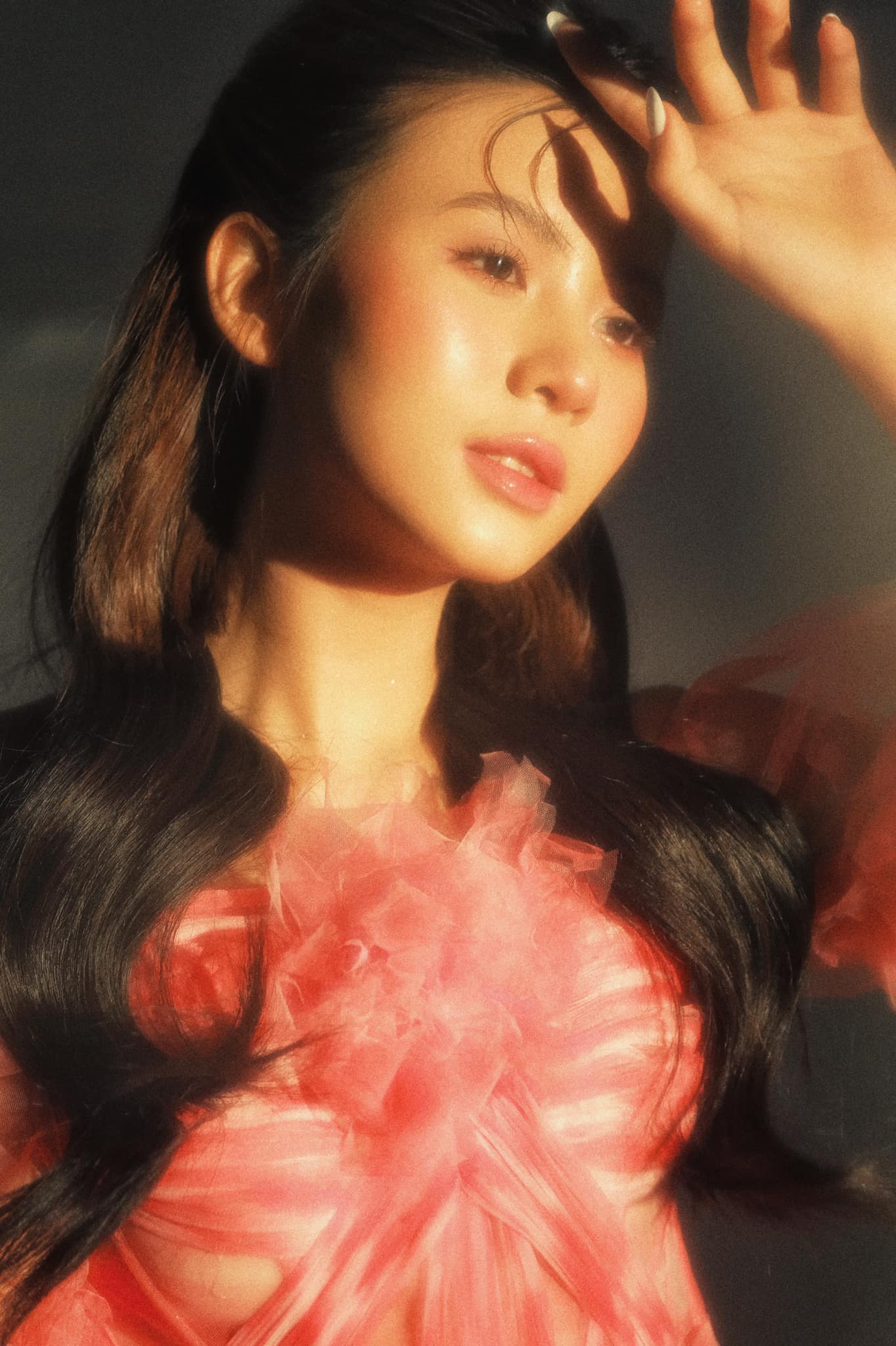 Diễn xuất nhạt nhoà nhưng sắc vóc gây thương nhớ của con gái Việt Anh trong Chồng cũ, vợ cũ, người yêu cũ - Ảnh 22.