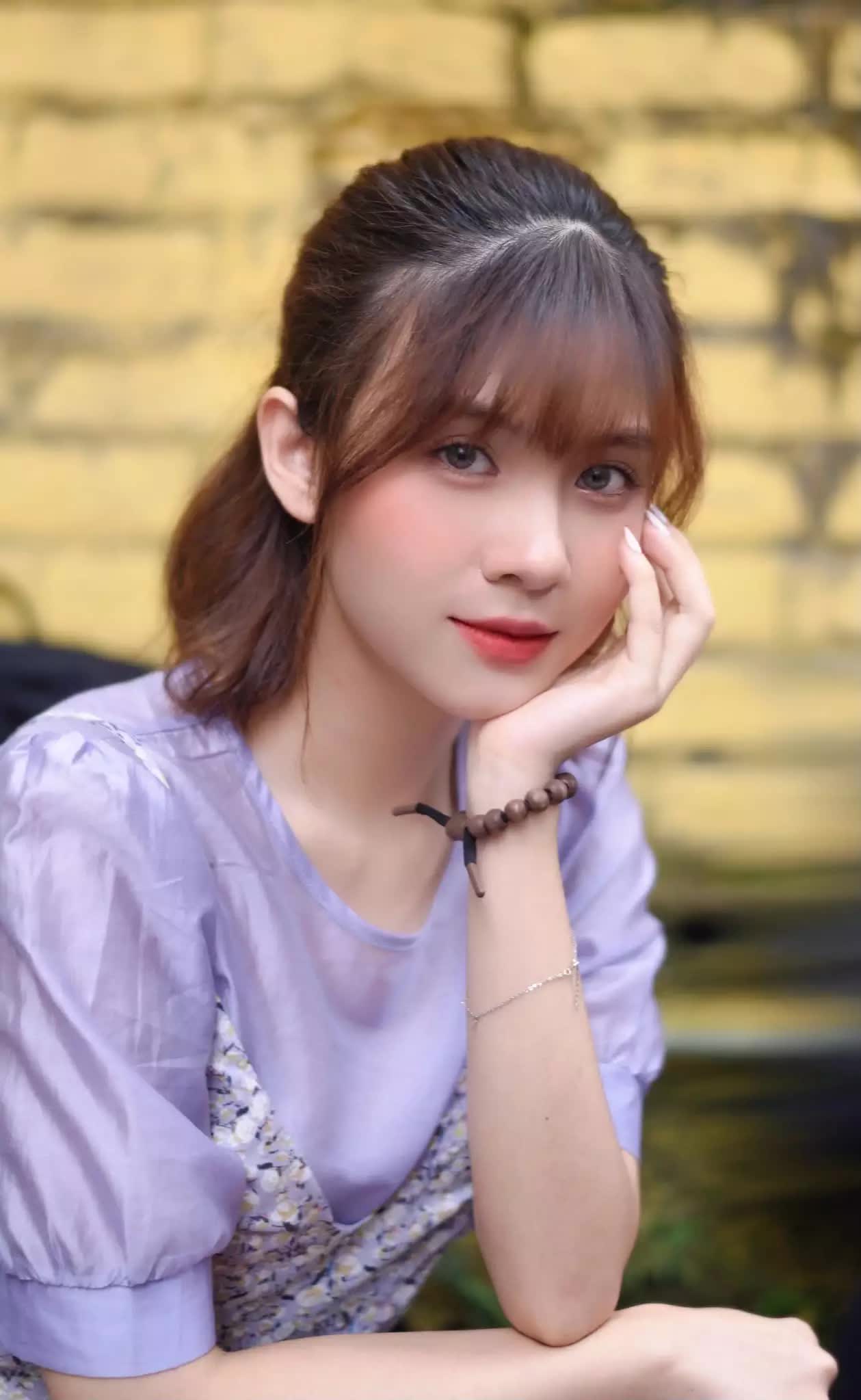 Diễn xuất nhạt nhoà nhưng sắc vóc gây thương nhớ của con gái Việt Anh trong Chồng cũ, vợ cũ, người yêu cũ - Ảnh 7.