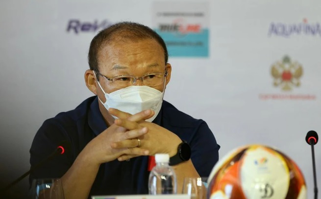 TRỰC TIẾP họp báo trước bán kết: Ngán Hùng Dũng, HLV Malaysia vẫn tuyên bố hạ U23 Việt Nam - Ảnh 1.