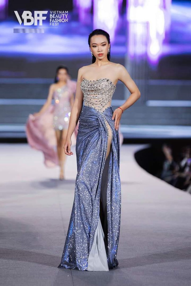 4 nữ sinh Đại học Ngoại thương tại Miss World Vietnam: Chiều cao khủng, nói tiếng Anh như gió - Ảnh 4.