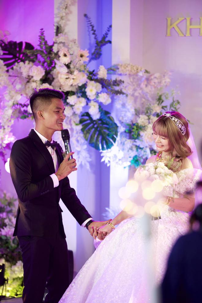 Lâm Vỹ Dạ và dàn sao dự đám cưới Mạc Văn Khoa ở Hải Dương - Ảnh 28.