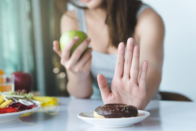 12 mẹo giúp bạn giữ thói quen ăn uống điều độ trong kỳ nghỉ lễ - Ảnh 6.