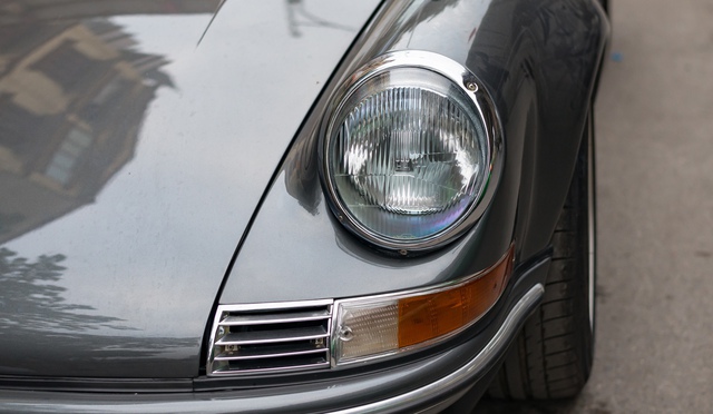 The first 964-degree nostalgic Porsche 911 in Vietnam - Strange beasts to domestic players - Photo 8.