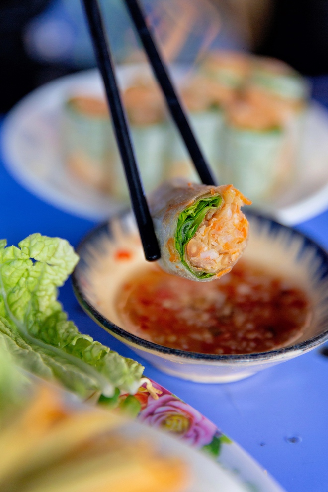 Lẩu cù lao - món đặc sản trong các tiệc cưới của người miền Tây giúp một quán ăn tại Sài Gòn hút hàng trăm lượt khách - Ảnh 11.