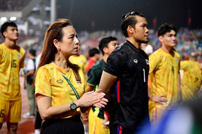 Disappointed by the loss of U23 Vietnam, Thai NHM advised Madam Pang to stop throwing money at football - Photo 2.