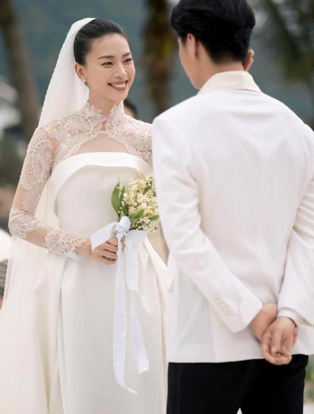  How has Ngo Thanh Van changed after his wedding with Huy Tran?  - Photo 9.