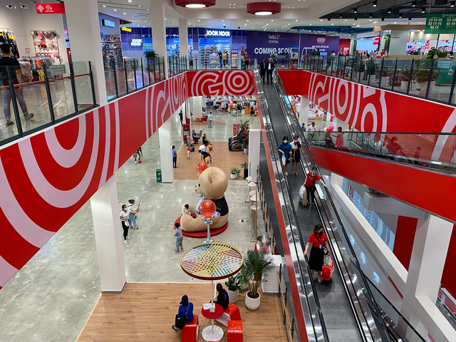 Cận cảnh đại siêu thị đầu tiên ở Lào Cai: Tổng diện tích 30.000m2, 300 tỷ đồng vốn đầu tư, 1/3 gian hàng đến từ doanh nghiệp địa phương  - Ảnh 6.