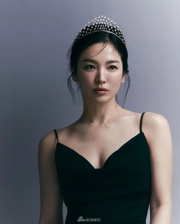 Song Hye Kyo, Son Ye Jin suddenly dropped in the Top 10 most beautiful Korean beauties of all time, losing even to their 10-year-old juniors - Photo 6.
