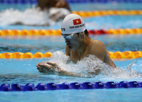 Trần Hưng Nguyên: Từ cậu bé đi bơi để... thoát nghèo đến thần đồng bơi lội phá kỷ lục SEA Games ở tuổi 16 - công dân trẻ nhất được đề xuất tặng Huân chương chiến công - Ảnh 5.