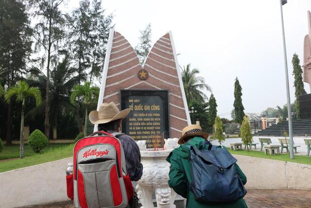 Right near Saigon, there is a land of ecological and spiritual tourism, a tour is only about 1 million - Photo 1.