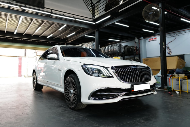 Mercedes-Benz S63 AMG lột xác thành Maybach S 450 với chi phí ngang ngửa một chiếc Kia Morning - Ảnh 3.