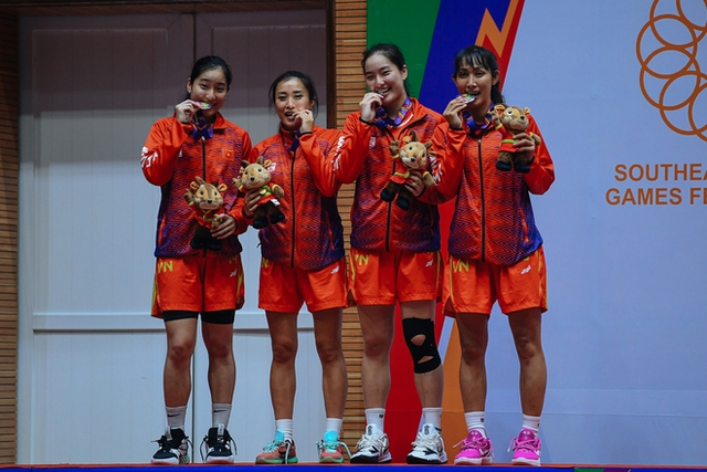 The Vietnamese women's 3x3 basketball team put a bare face on TV: Mist makeup is still beautiful despite, the best is Truong Thao Vy - Photo 2.
