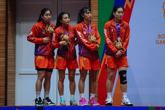 The Vietnamese women's 3x3 basketball team put a bare face on television: Mist makeup is still beautiful despite, the best is Truong Thao Vy - Photo 3.