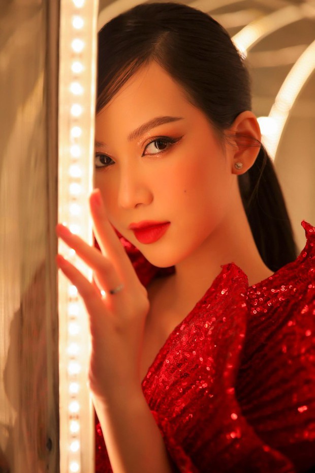 Top 5 Miss Vietnam 2020 officially got on the flower car - Photo 7.