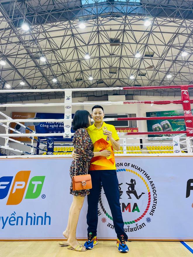 Bui Yen Ly - the dominant martial artist Muay Thai: 12 years in a row the national champion, won the gold medal at the SEA Games, immediately proposed to his girlfriend - Photo 11.