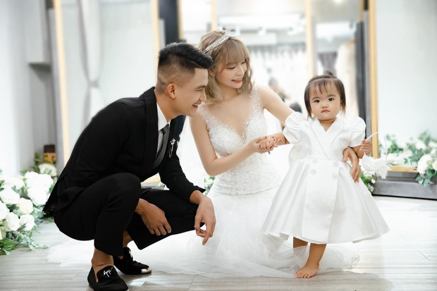 3 đám cưới Vbiz sắp đến: Ngô Thanh Vân - Minh Hằng sang xịn, 1 cặp đôi có con nhiều năm nay mới tổ chức hôn lễ - Ảnh 35.