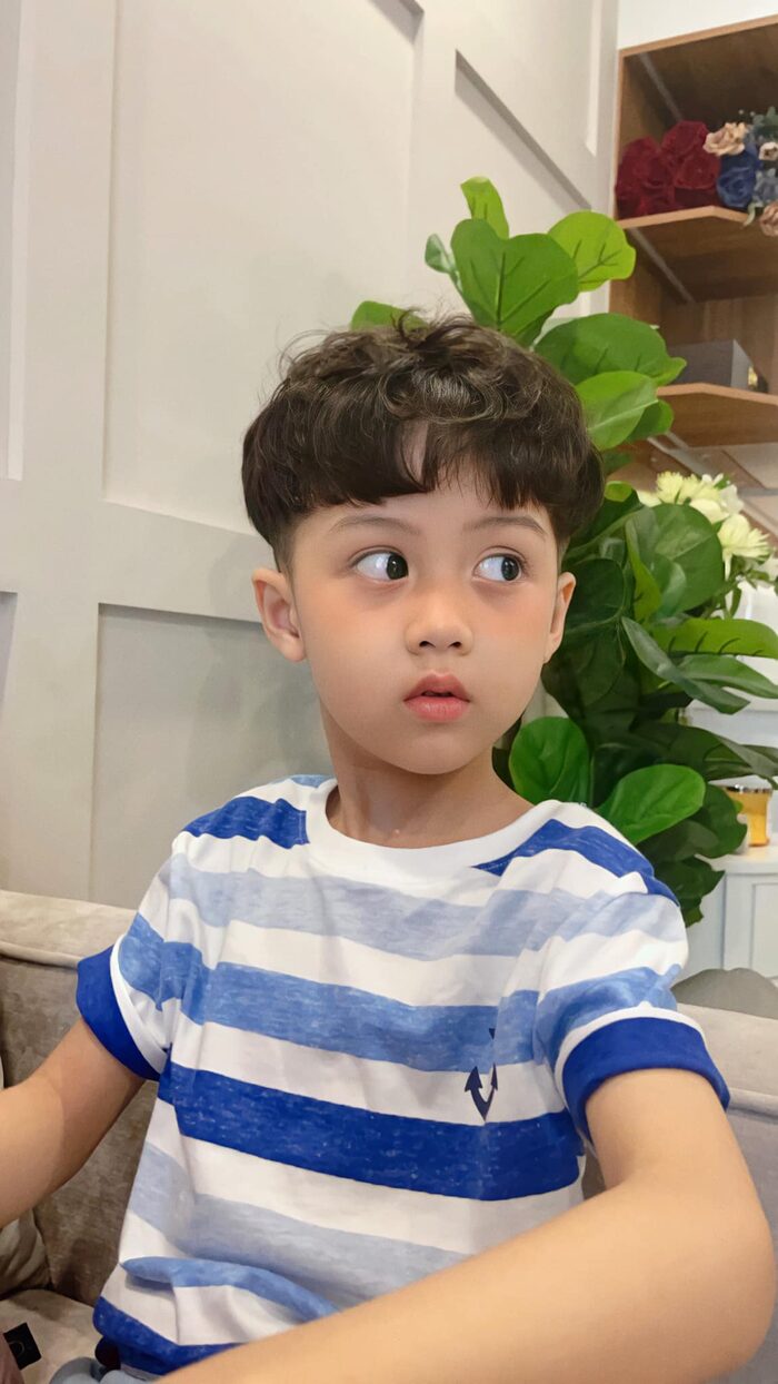 Nữ chính Thương ngày nắng về: Hotgirl đời đầu Hà Thành làm mẹ đơn thân ở tuổi 25 - Ảnh 10. Nữ chính Thương ngày nắng về: Hotgirl đời đầu Hà Thành làm mẹ đơn thân ở tuổi 25 - Ảnh 10.