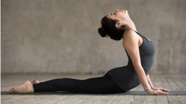 3 tư thế yoga giúp tiêu mỡ vòng eo - Ảnh 4.