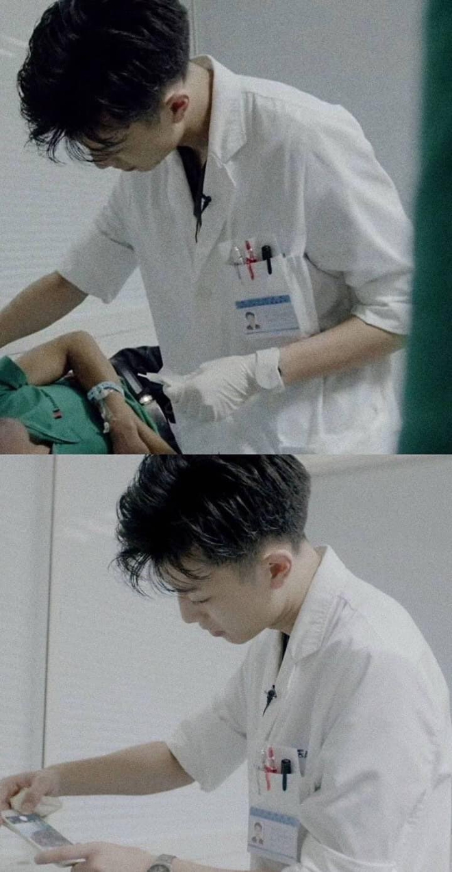 Bác sĩ đẹp trai nhất Trung Quốc nổi tiếng ngang tài tử showbiz, từng phải kêu cứu vì ngoại hình quá hoàn hảo - Ảnh 3.