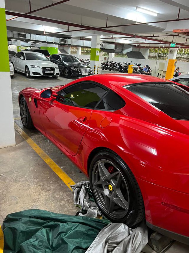Ferrari 599 GTB cũ của ông Đặng Lê Nguyên Vũ được rao bán lại với giá hơn 9 tỷ đồng  - Ảnh 4.