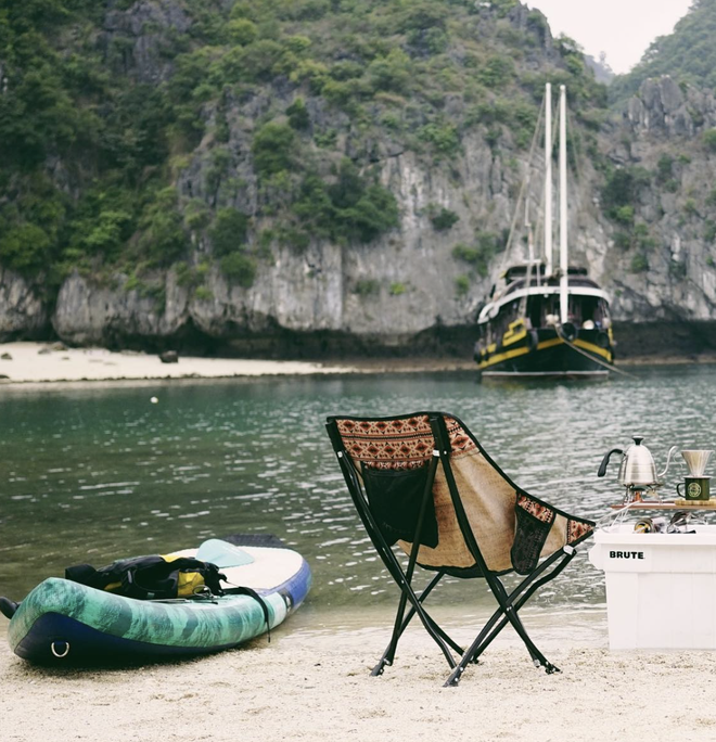 Việt Nam có vịnh đảo nằm trong top đẹp nhất thế giới mà chi phí du lịch trọn đảo thì lại có giá cực “sinh viên” - Ảnh 7.