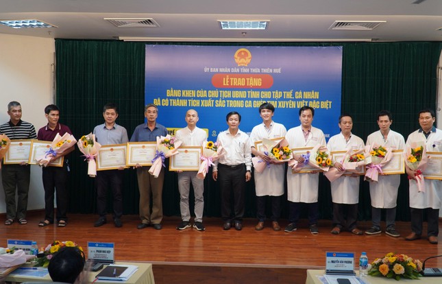 The trans-Vietnam heart transplant team has just set two records to receive a surprise - Photo 1.