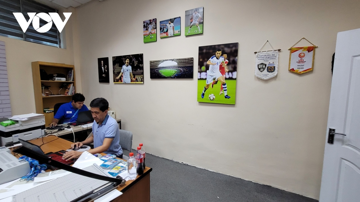 Truy t&igrave;m c&uacute;p v&ocirc; địch U23 ch&acirc;u &Aacute; 2018 ở Uzbekistan v&agrave; nỗi &aacute;m ảnh si&ecirc;u phẩm cầu vồng tuyết - Ảnh 1.