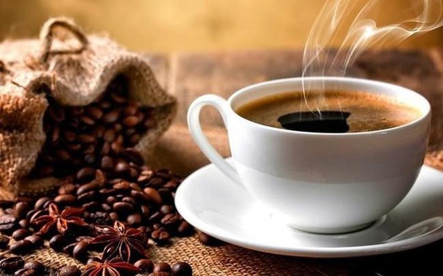  Những thời điểm ‘nhạy cảm’ không uống cà phê, để tránh biến thức uống này thành ‘thuốc độc’  - Ảnh 2.