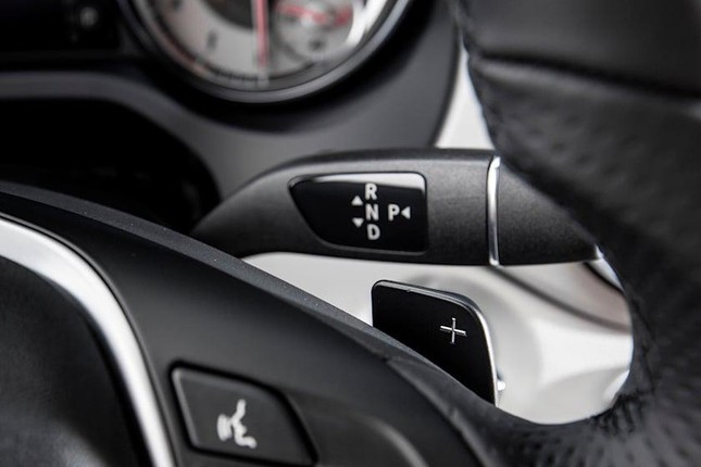 Mercedes killed the manual transmission in cars - Photo 6.