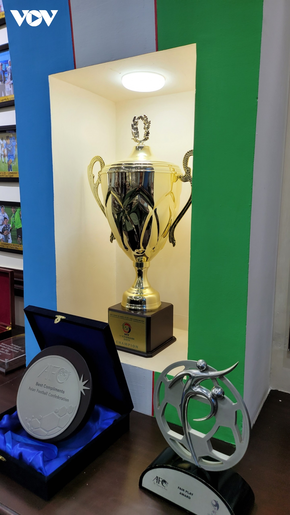 Truy t&igrave;m c&uacute;p v&ocirc; địch U23 ch&acirc;u &Aacute; 2018 ở Uzbekistan v&agrave; nỗi &aacute;m ảnh si&ecirc;u phẩm cầu vồng tuyết - Ảnh 7.