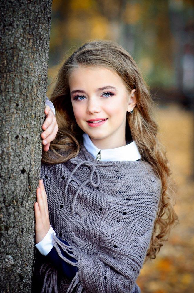 Từng được gọi là bé gái đẹp nhất thế giới, nhan sắc bông hồng Belarus giờ ra sao ở tuổi 18? - Ảnh 2.