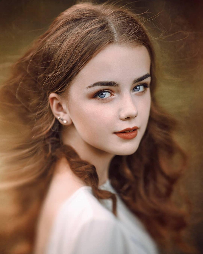 Từng được gọi là bé gái đẹp nhất thế giới, nhan sắc bông hồng Belarus giờ ra sao ở tuổi 18? - Ảnh 7.