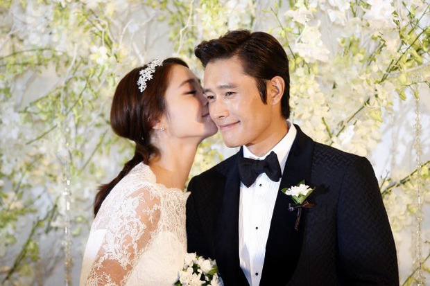  Vợ chưa cưới của Lee Min Ho trong Vườn Sao Băng: Nhan sắc ngỡ ngàng sau 13 năm, hôn nhân sóng gió vì lấy Lee Byung Hun - Ảnh 14.