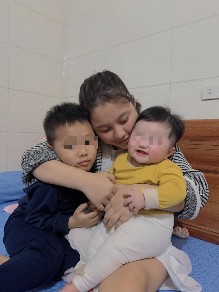 Chiếc chân giả và đứa con thơ: Hành trình chiến thắng ung thư như kỳ tích của bà mẹ trẻ  - Ảnh 3.