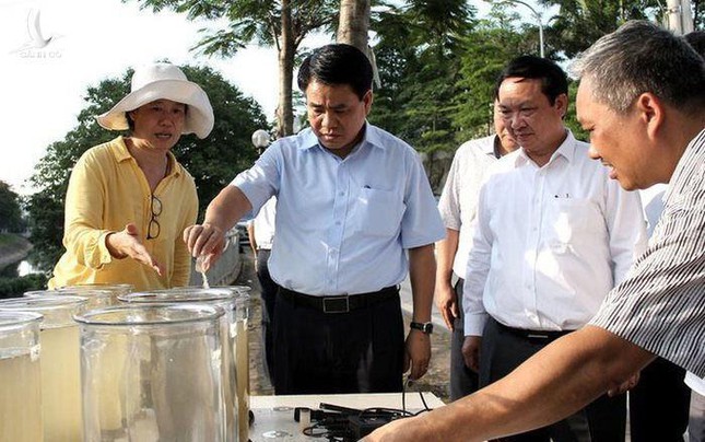 Ông Nguyễn Đức Chung nói gì về sự liên quan của con trai trong vụ mua chế phẩm Redoxy-3C?  - Ảnh 2.
