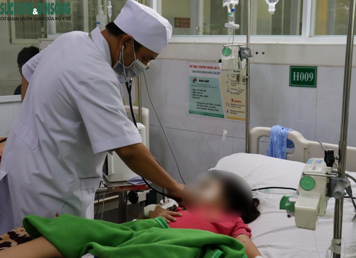 Số ca mắc sốt xuất huyết ở Đồng Nai tăng chóng mặt, nhiều ca sốc nặng - Ảnh 1. Số ca mắc sốt xuất huyết ở Đồng Nai tăng chóng mặt, nhiều ca sốc nặng - Ảnh 1.