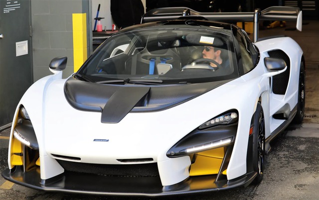 Siêu phẩm McLaren Senna thứ 2 về Việt Nam, khác biệt xe Hoàng Kim Khánh ở diện mạo độc đáo - Ảnh 5.