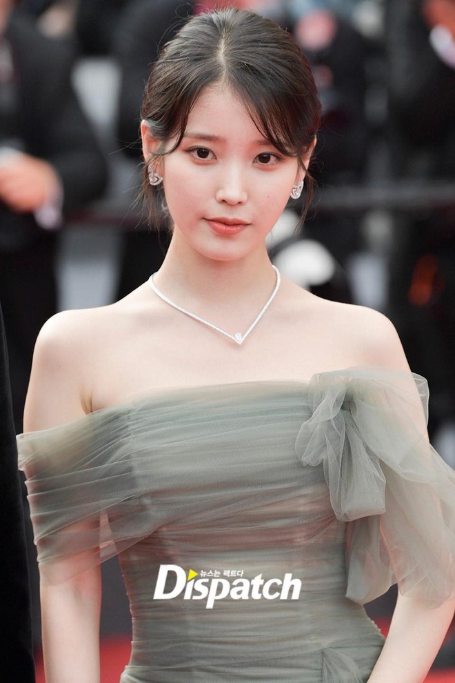 Quốc bảo hiếm có IU: Vượt qua tuổi thơ và ồn ào để vươn đến trí độc nhất ở tuổi 29 và màn đột phá tại LHP Cannes - Ảnh 19.
