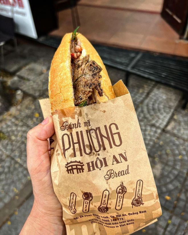 Những tiệm bánh mì thơm ngon “số dzách” ở Việt Nam được báo nước ngoài khen ngợi hết lời, khách Tây ghé mua nườm nượp - Ảnh 15.
