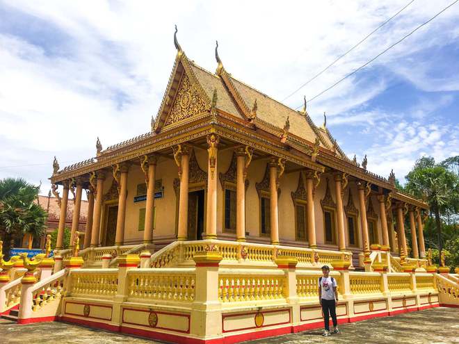 In the West, it is definitely impossible to ignore these most splendid pagoda architectures in Soc Trang - Photo 20.