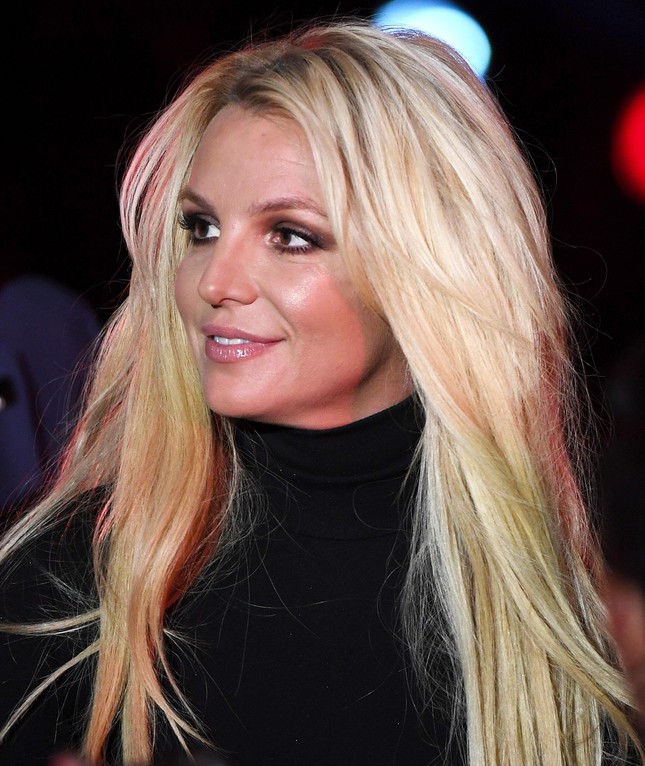 Cha ruột kiện Britney Spears ra tòa - Ảnh 2.