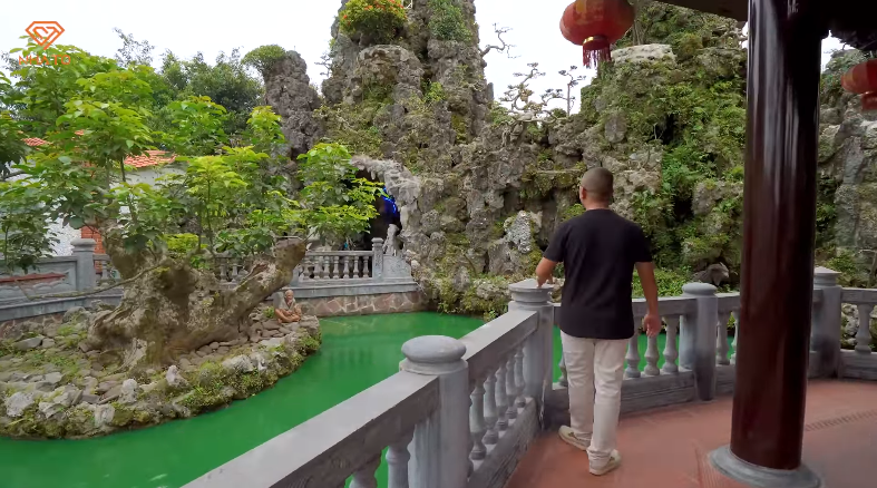 Cận cảnh biệt phủ gỗ hương 4.000m2 đại gia xứ Nghệ l&agrave;m của hồi m&ocirc;n cho con g&aacute;i - Ảnh 22.