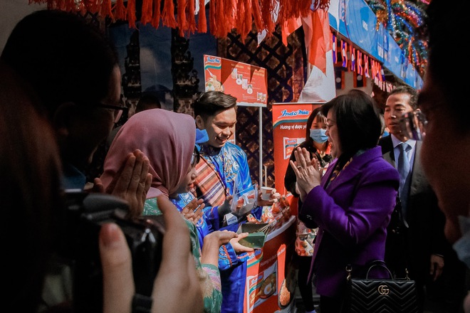  Chàng du học sinh vén màn bí mật sau cánh cổng Đại sứ quán Indonesia: Công việc trong mơ, sếp vừa giỏi vừa tâm lý - Ảnh 12.