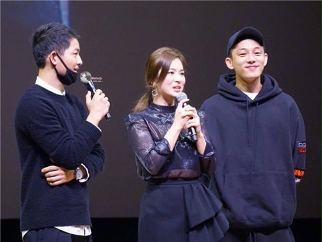 Song Hye Kyo và Yoo Ah In: Đôi bạn minh tinh và Ảnh đế gắn kết hơn cả tri kỷ và mối quan hệ sóng gió với Song Joong Ki - Ảnh 17.