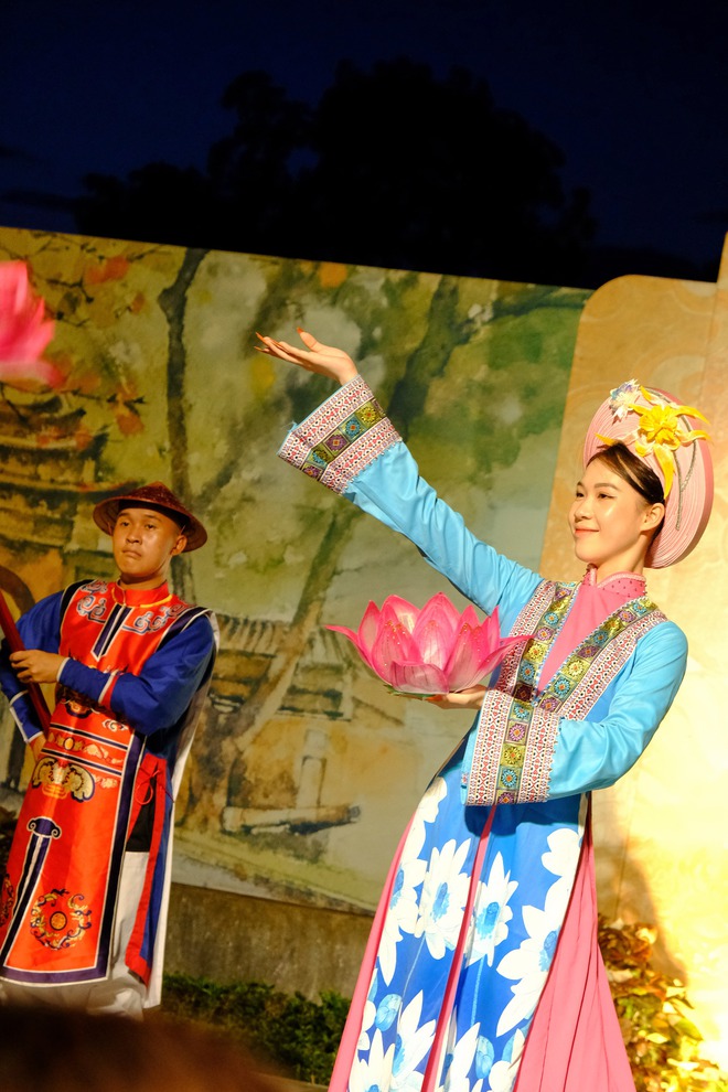 Trải nghiệm tour đêm tại Hoàng Thành Thăng Long và hành trình giải mã bí mật hóc búa - Ảnh 11.