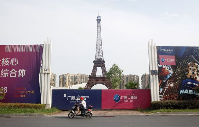 “Paris phiên bản lỗi” bỏ hoang của Trung Quốc: Từ tham vọng về thành phố hoa lệ giữa lòng châu Á tới cảnh ngán ngẩm hiện tại - Ảnh 19.
