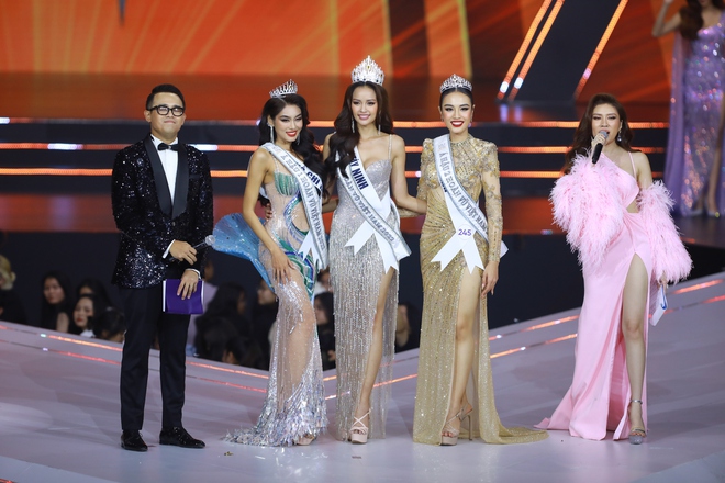 Người đẹp Nguyễn Thị Ngọc Châu đăng quang Hoa hậu Hoàn vũ Việt Nam 2022 - Ảnh 4.